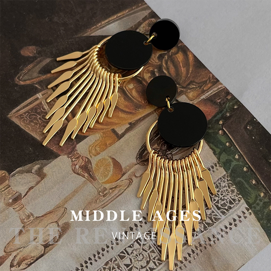 Vintage Light Middle Ancient French Long Tassel Black Gold Earrings Retro Exaggerated Style All-match Face Ear Jewelry