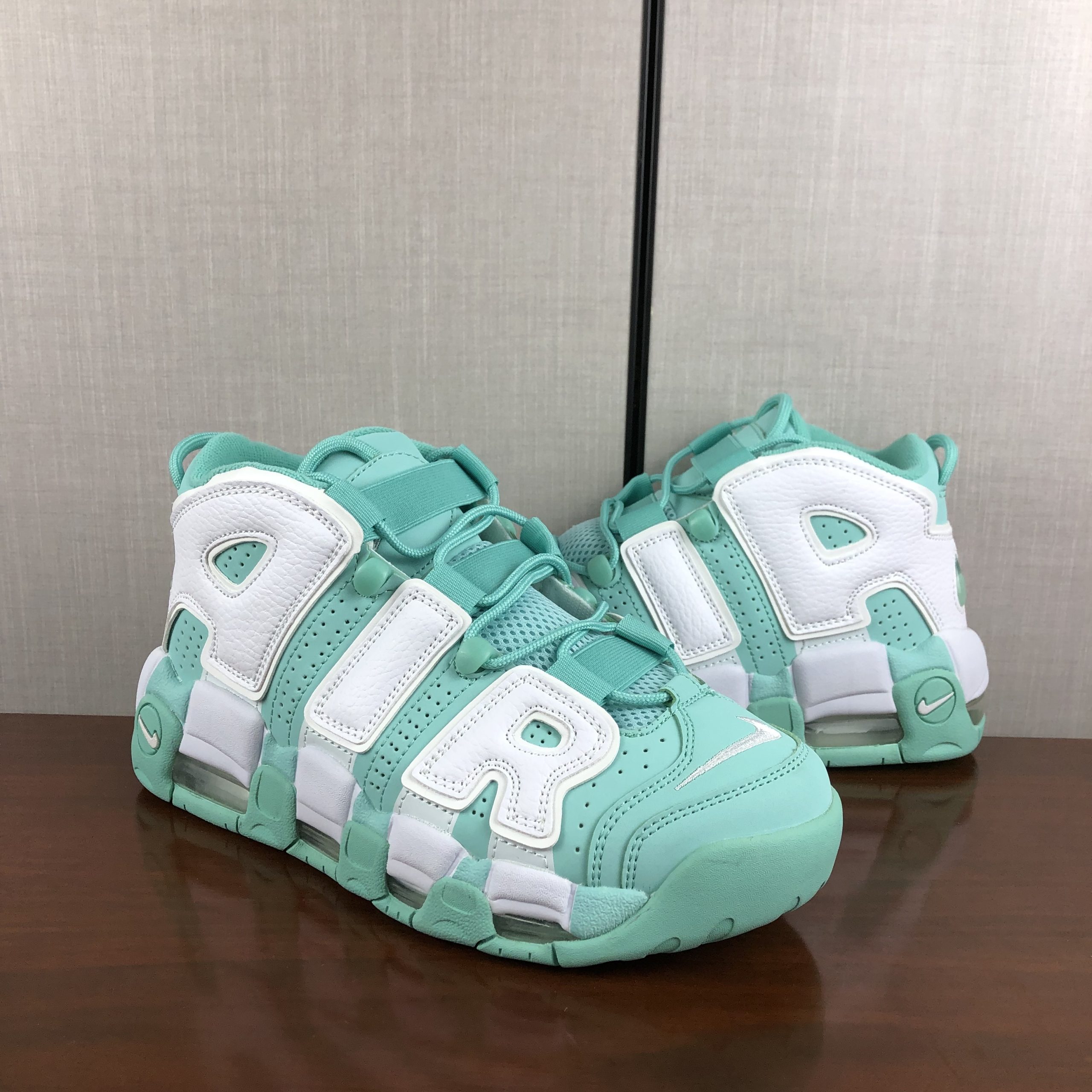 Nike Air More Uptempo