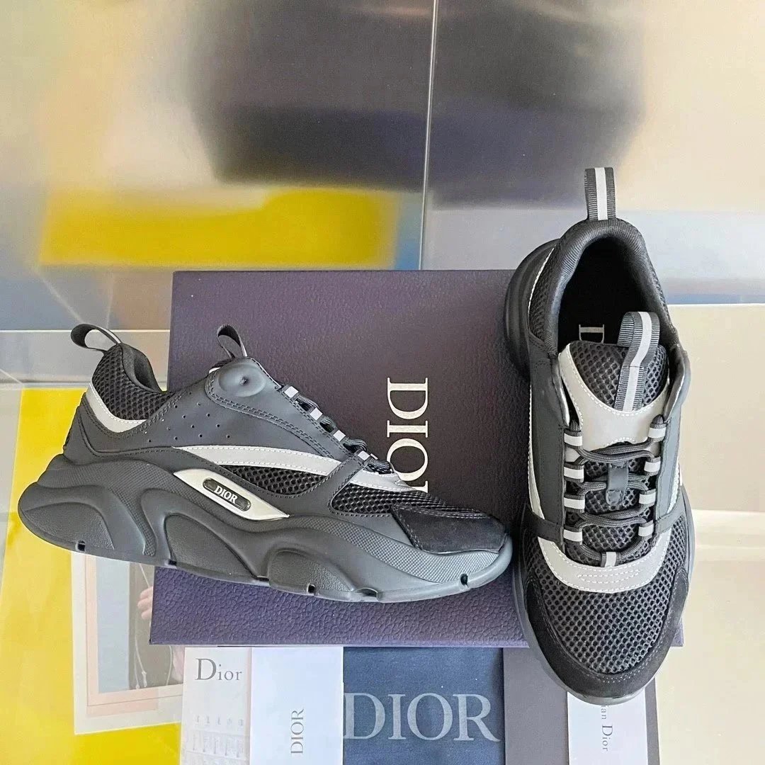 Dior B22